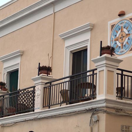 مبيت وإفطار غالّيبولي Palazzo Barba المظهر الخارجي الصورة