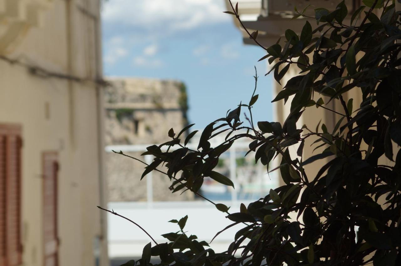 مبيت وإفطار غالّيبولي Palazzo Barba المظهر الخارجي الصورة