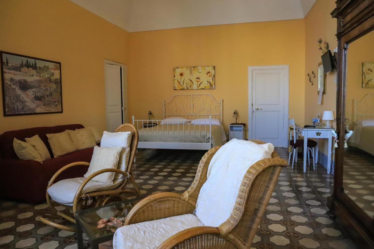 مبيت وإفطار غالّيبولي Palazzo Barba المظهر الخارجي الصورة